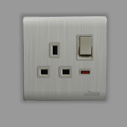 3 Pin Plug 3 Pin Plug